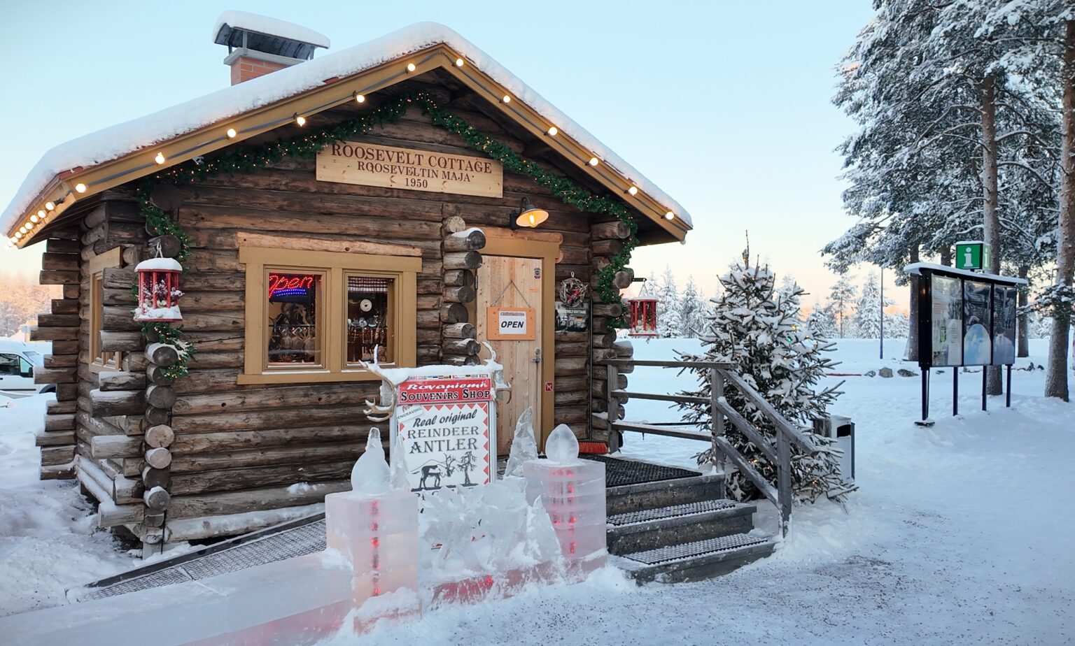 Roosevelt Cottage - Santa Claus Village